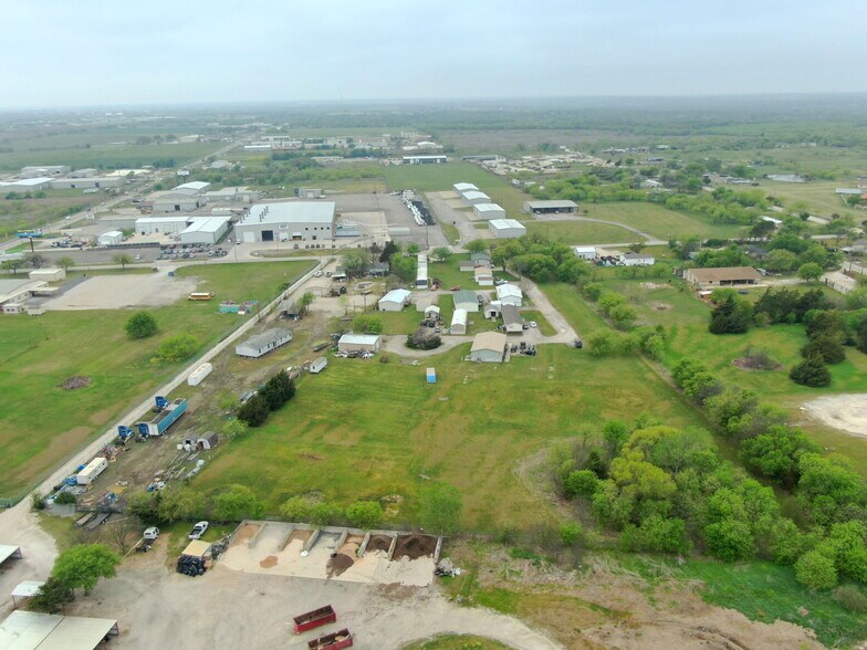 More Photos Of 4612 County Road 616, Alvarado Multifamily For Sale