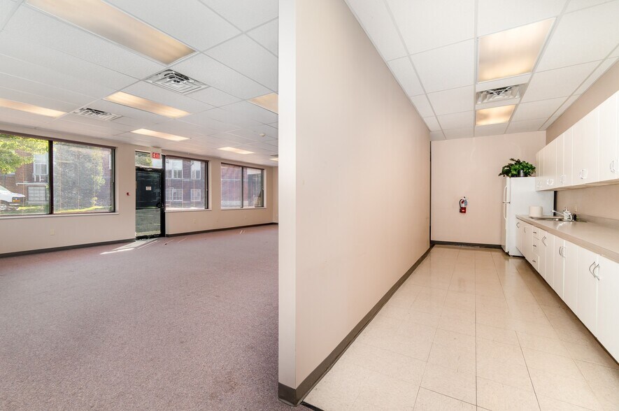 More Photos Of 125 N Enola Dr, Enola Office For Sale