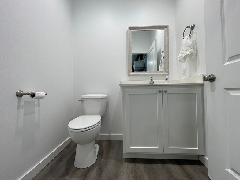 More Photos Of 55 Linker Mountain Rd, Dover Light Manufacturing For Sale