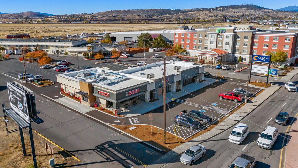 More Photos Of 2508 S 6th St, Klamath Falls Restaurant For Lease