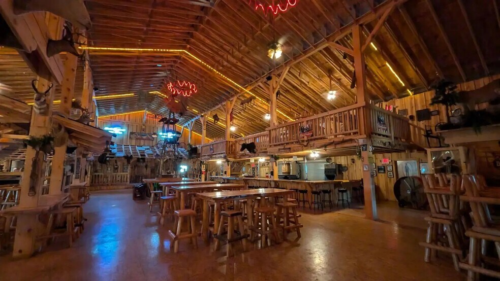 More Photos Of 20148-20160 137th Pl, Sturgis Trailer Camper Park For Sale