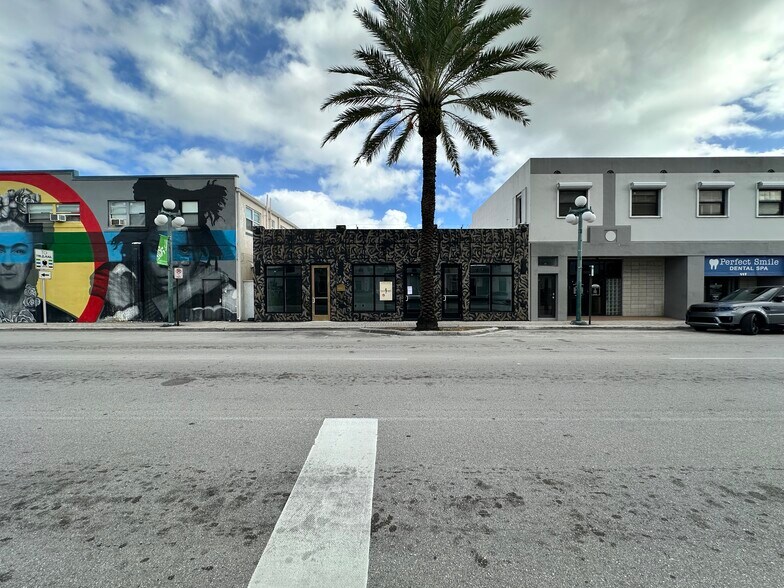 Primary Photo Of 111 S 21st Ave, Hollywood Office For Lease