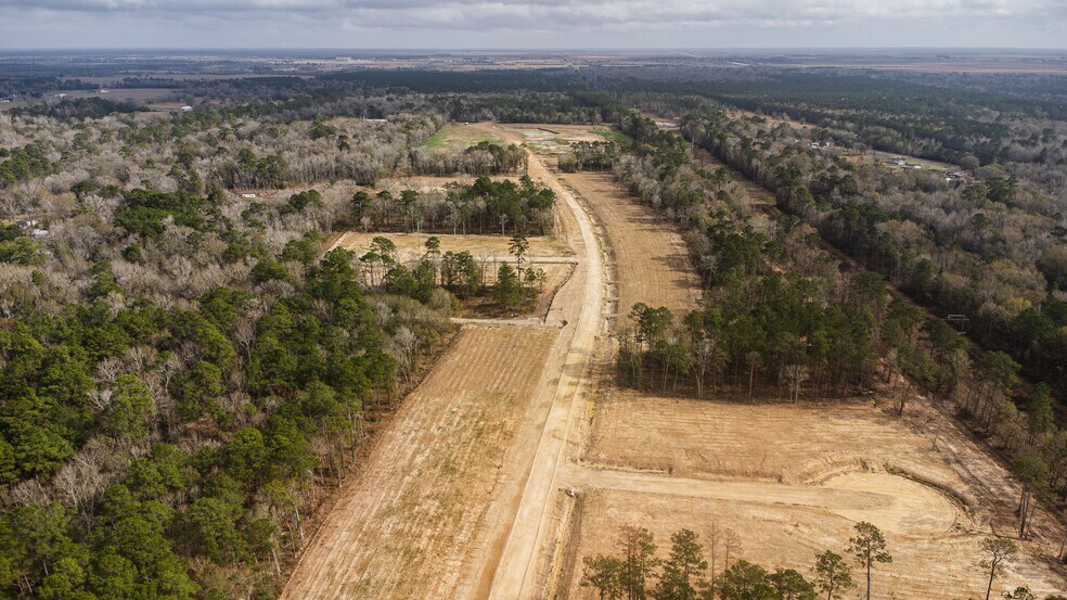 More Photos Of Highway 61, Hankamer Land For Sale
