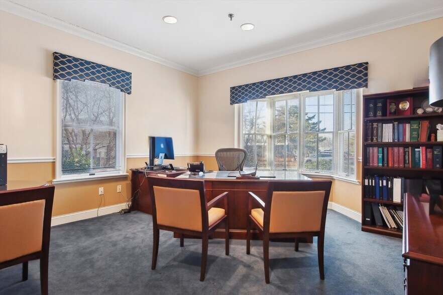 More Photos Of 33 W 2nd St, Riverhead Office For Sale