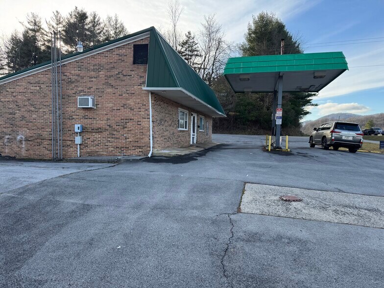 More Photos Of 116 Clear Fork Rd, Tazewell Convenience Store For Sale