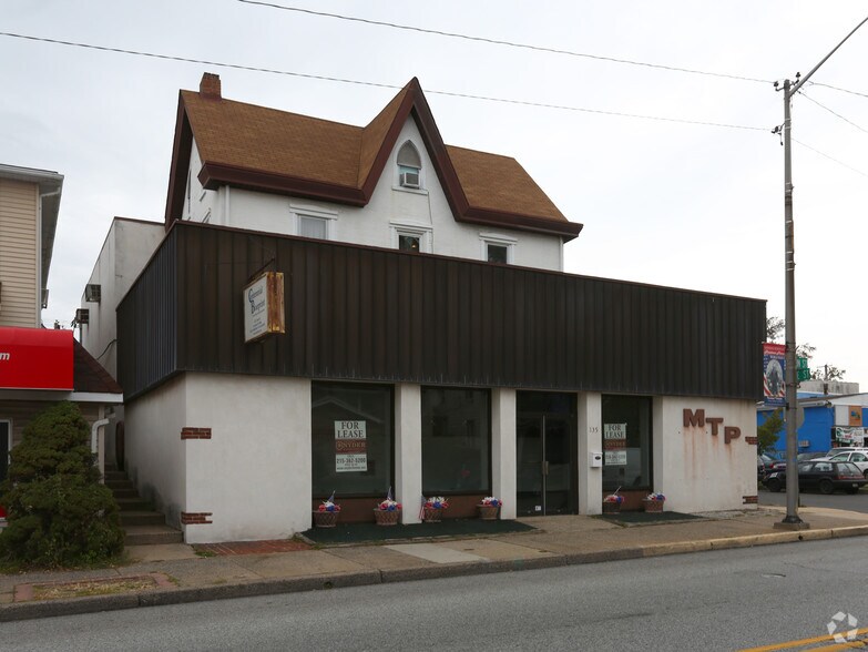 More Photos Of 135 E Main St, Lansdale Storefront Retail Residential For Sale