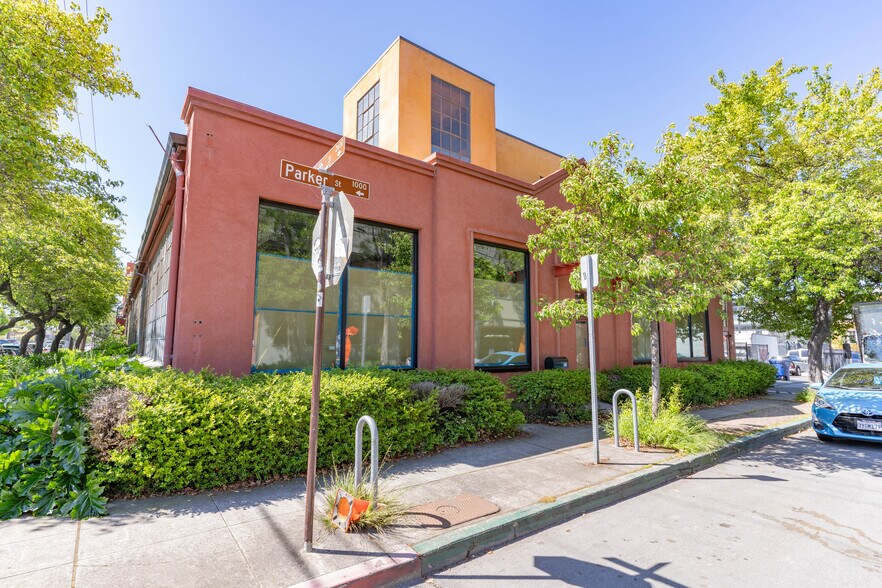 Primary Photo Of 950 Parker St, Berkeley Office For Sale