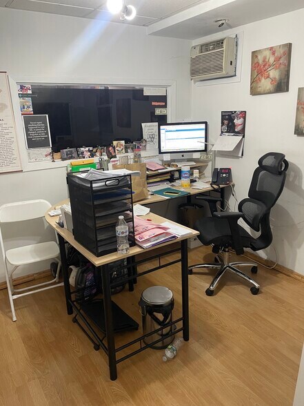 More Photos Of 4239 Park Ave, Bronx Warehouse For Sale