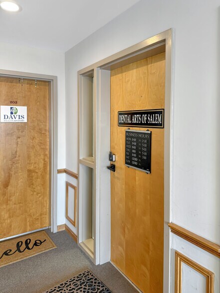 More Photos Of 12-14 Stiles Rd, Salem Office For Sale