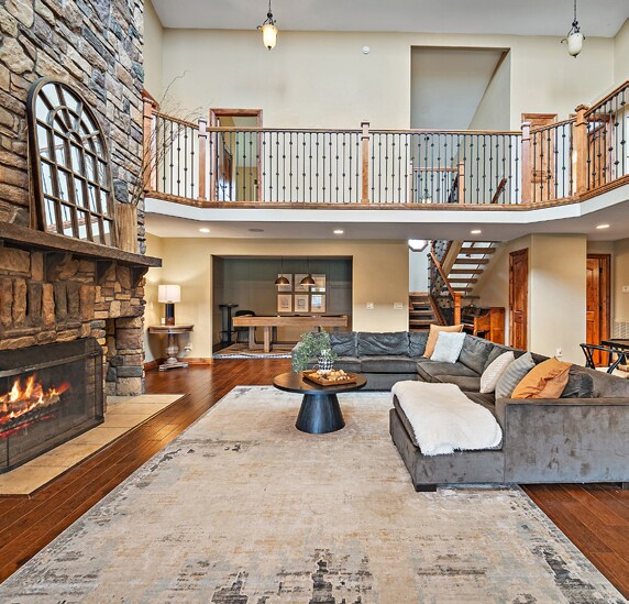 More Photos Of 4225 Walker Rd, Colorado Springs Flex For Sale