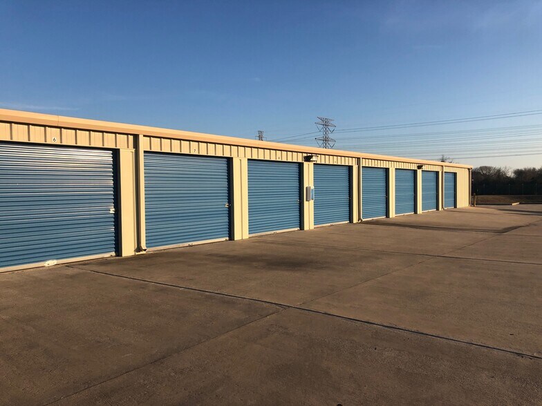 More Photos Of 3621 E FM 646, League City Land For Sale