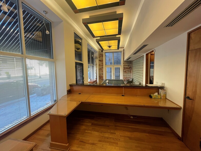 More Photos Of 110 S Kentucky Ave, Lakeland Office For Lease