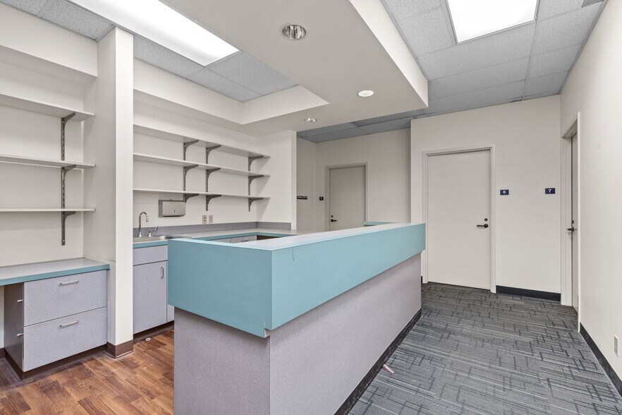 More Photos Of 15419 NE 20th St, Bellevue Medical For Sale