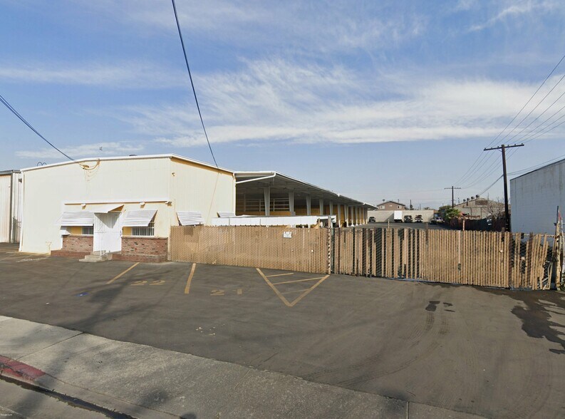More Photos Of 4843 Cecilia St, Cudahy Land For Lease