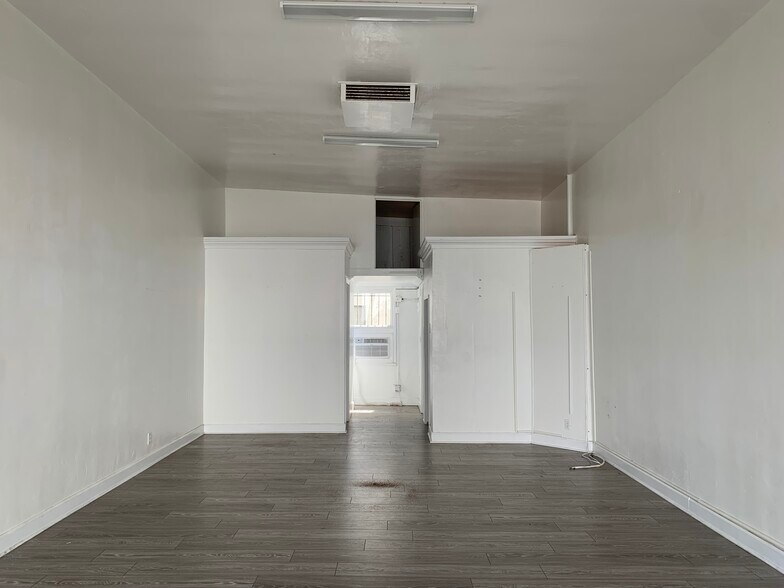 More Photos Of 5415-5425 Sepulveda Blvd, Culver City Storefront For Lease