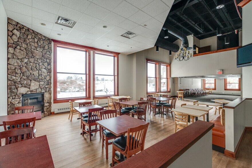 More Photos Of 222 S Main St, Akron Office For Sale