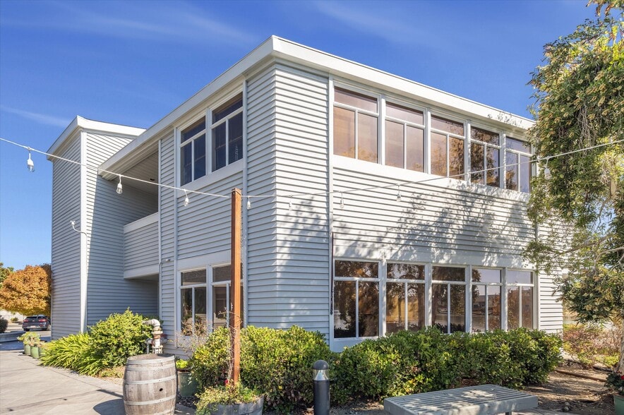 More Photos Of 370-390 Bridge Pky, Redwood City Medical For Lease