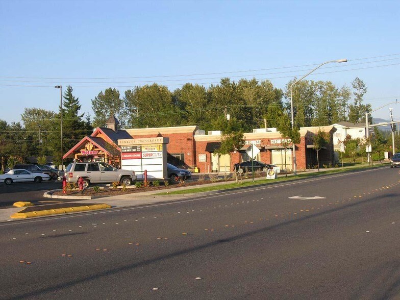 Primary Photo Of 1255-1263 Barkley Blvd, Bellingham General Retail For Lease