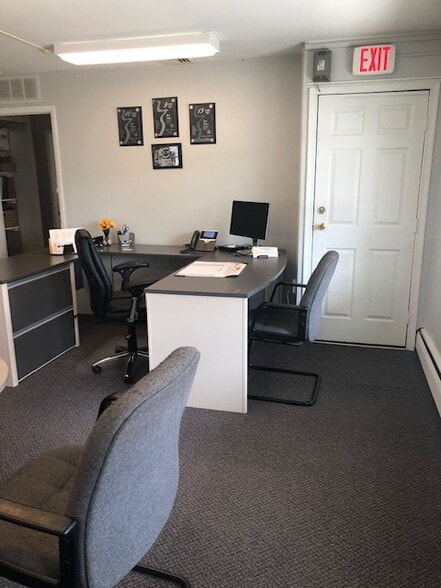 More Photos Of 1 Plumbridge Dr, Levittown Office Residential For Sale