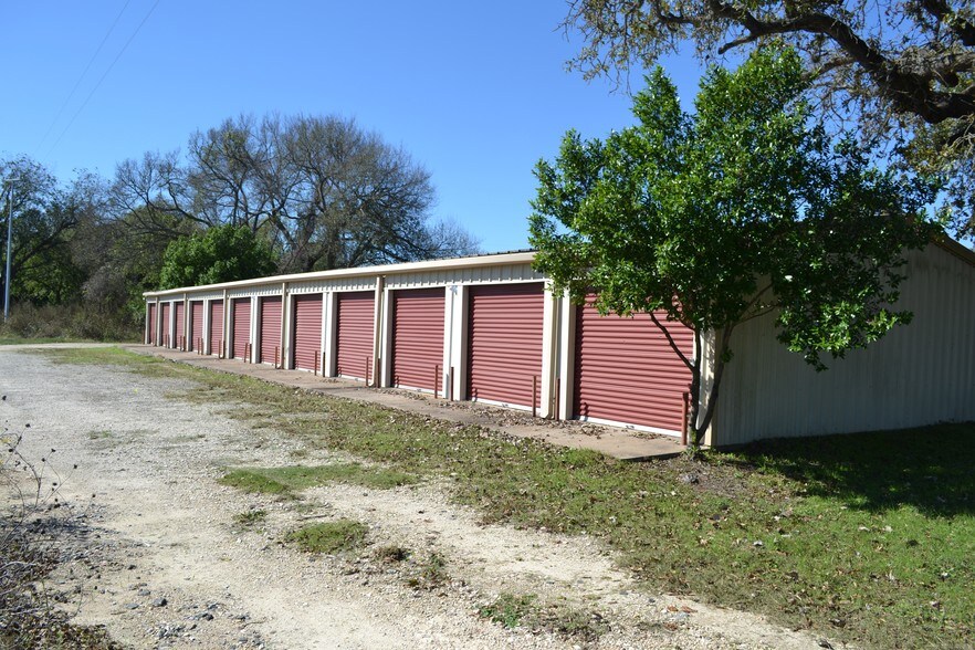 More Photos Of 2043 FM 535, Rosanky Self Storage For Sale