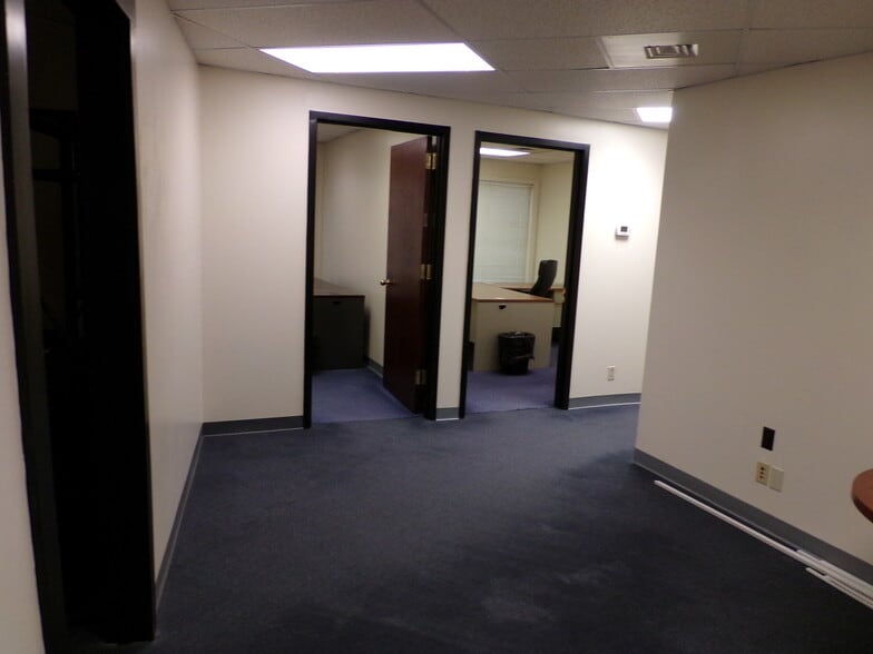 More Photos Of 401 Gilford Ave, Gilford Office For Lease