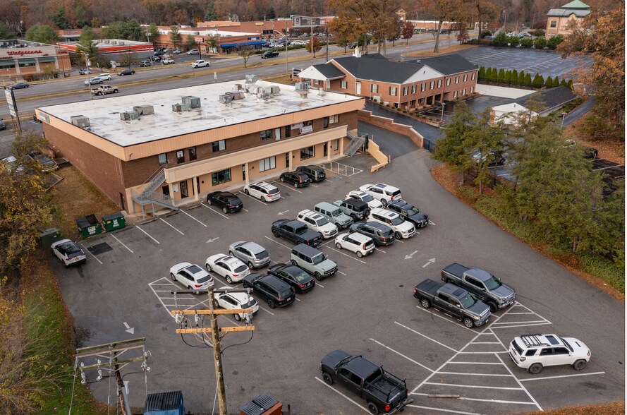 More Photos Of 497 Ritchie Hwy, Severna Park Unknown For Lease