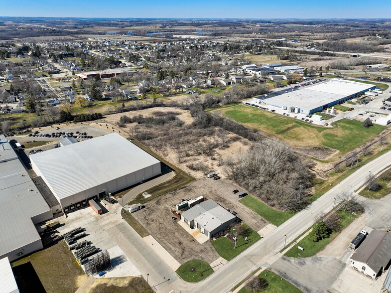 More Photos Of 201 Grell Ln, Johnson Creek Manufacturing For Sale