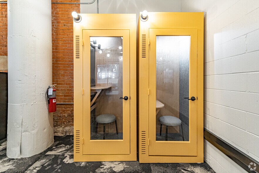 More Photos Of 603 Munger Ave, Dallas Office For Lease
