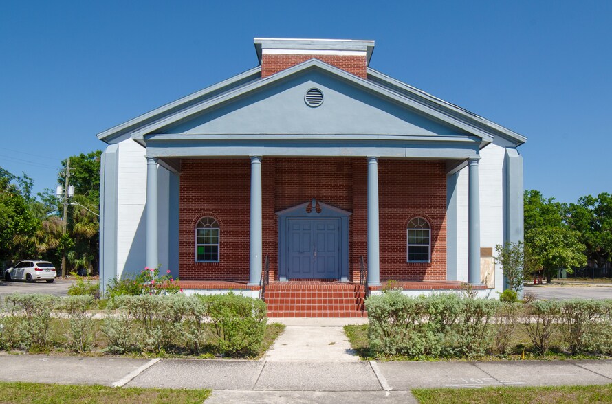 More Photos Of 1605 N Nebraska Ave, Tampa Religious Facility For Lease