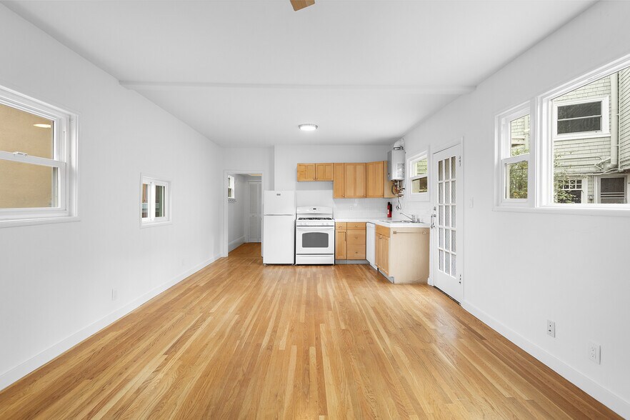 More Photos Of 123-133 Echo Ave, Oakland Apartments For Sale