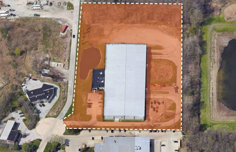 More Photos Of 892 Callendar Blvd, Painesville Manufacturing For Sale