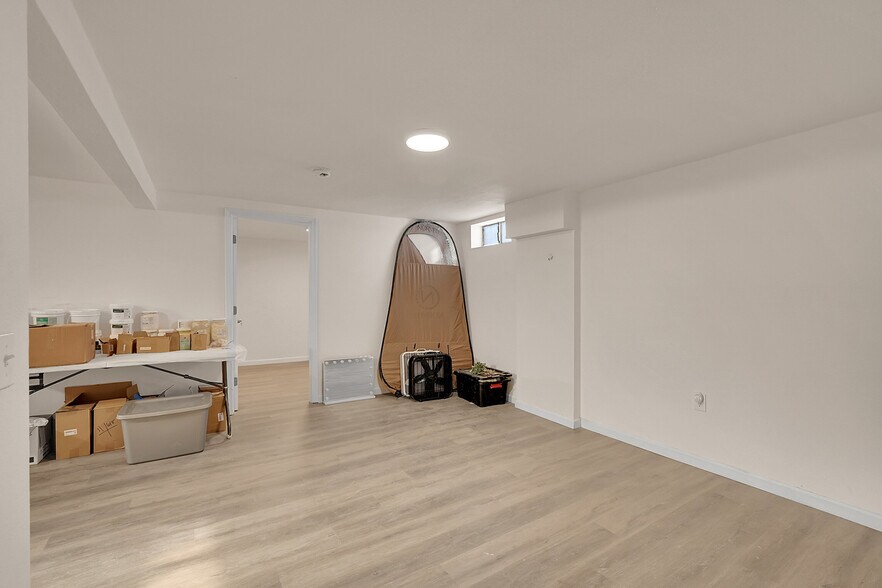 More Photos Of 7296 Magnolia St, Commerce City Office For Sale