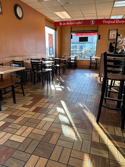 More Photos Of 7860 E State Route 69, Prescott Valley Fast Food For Lease