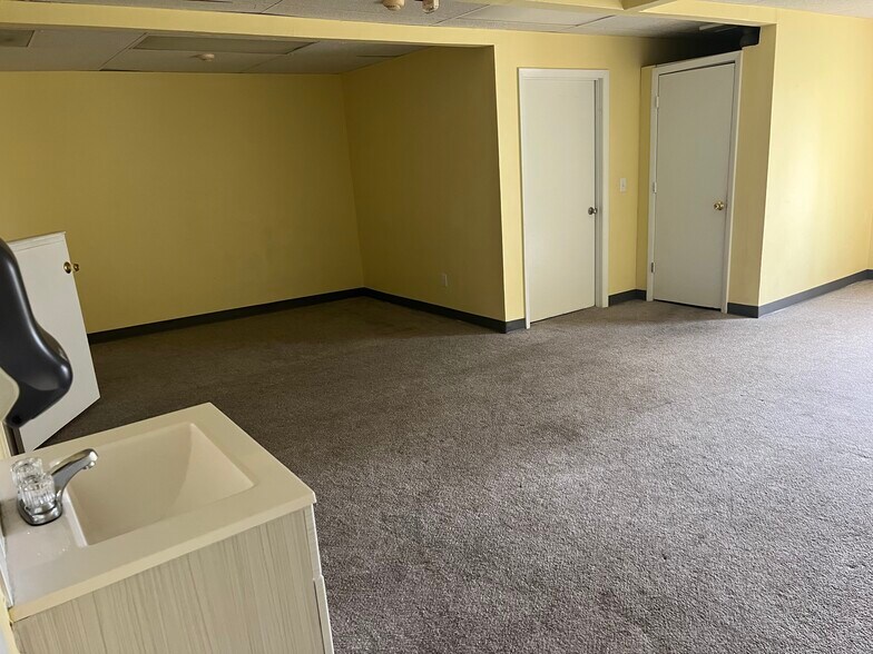 More Photos Of 3715 US Highway 19, New Port Richey Daycare Center For Sale