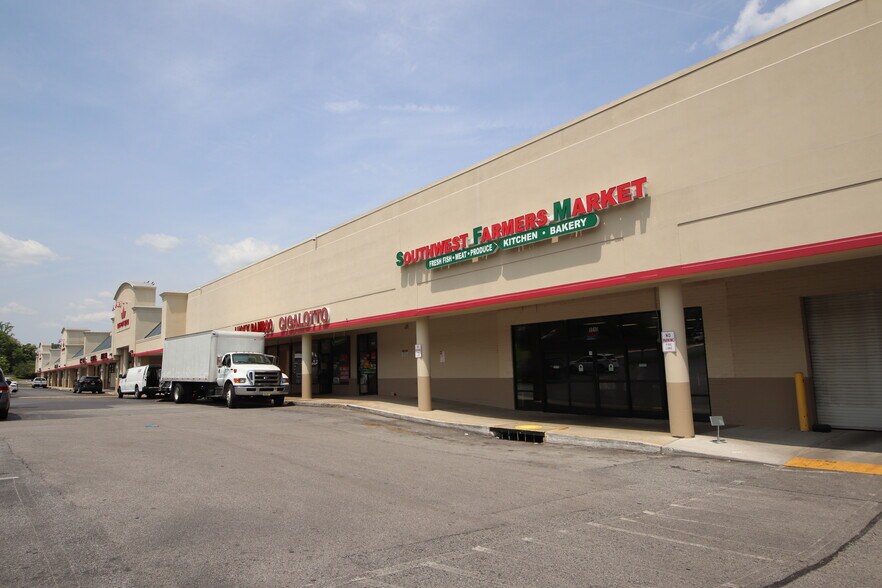 More Photos Of 9900-9990 Liberty Rd, Randallstown Unknown For Lease