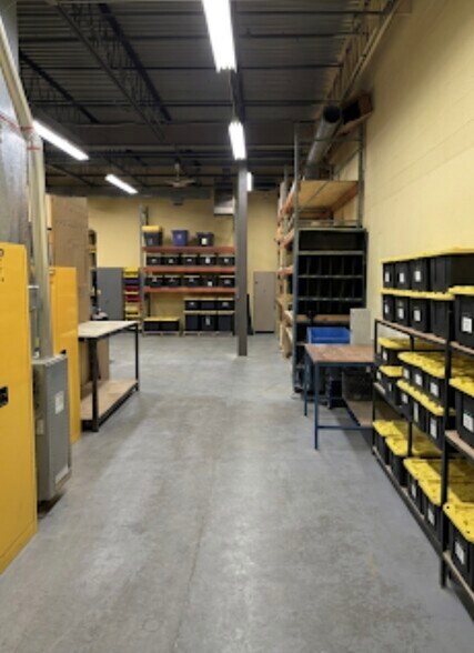 More Photos Of 150 New Boston St, Woburn Research And Development For Lease