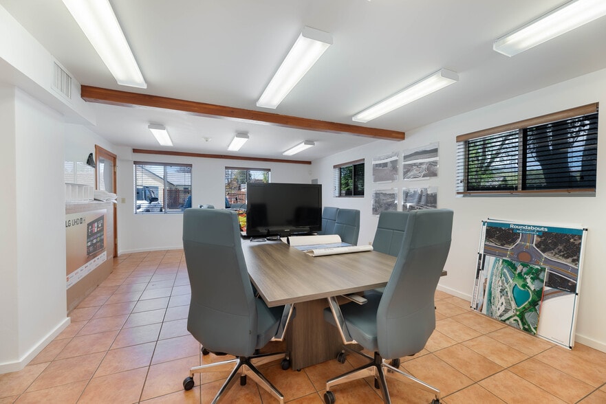 More Photos Of 515 N Beaver St, Flagstaff Loft Creative Space For Sale