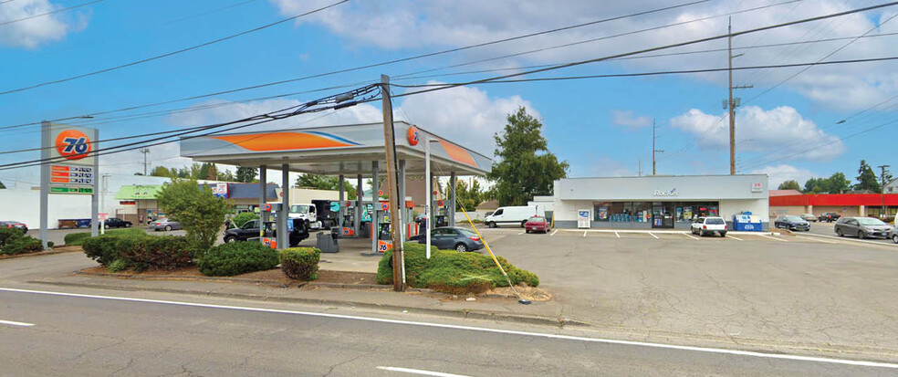 Primary Photo Of 102 Lancaster Dr NE, Salem Service Station For Sale