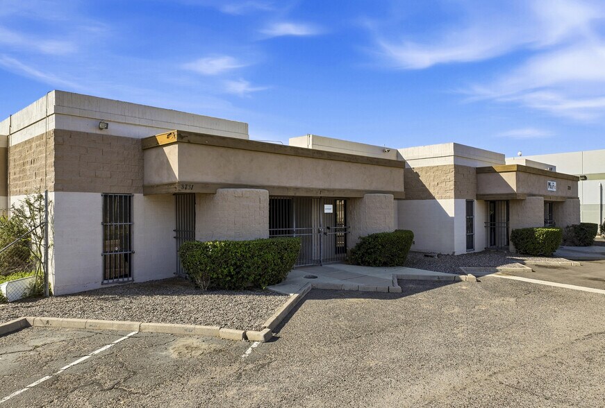 More Photos Of 3731 E La Salle St, Phoenix Warehouse For Sale