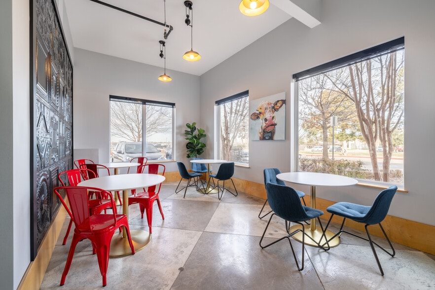 More Photos Of 6401 W Eldorado Pky, McKinney Coworking Space
