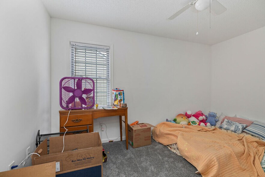 More Photos Of 2401 Mosley St, Waynesboro Apartments For Sale