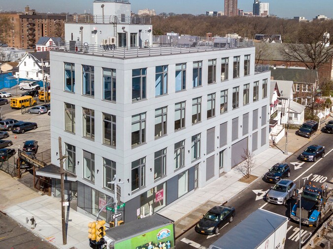 More Photos Of 136-21 Hillside Ave, Richmond Hill Medical For Lease