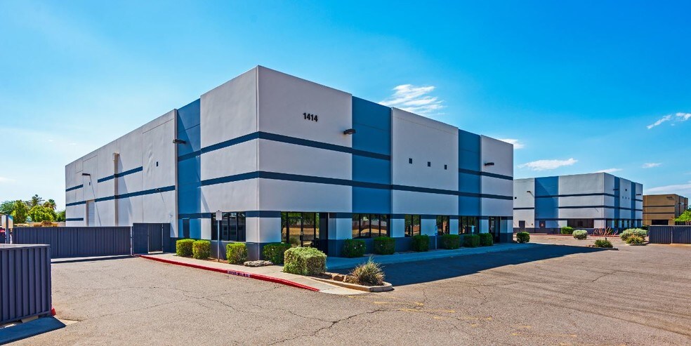 More Photos Of 1418 N Eliseo C Felix Jr Way, Avondale Warehouse For Lease