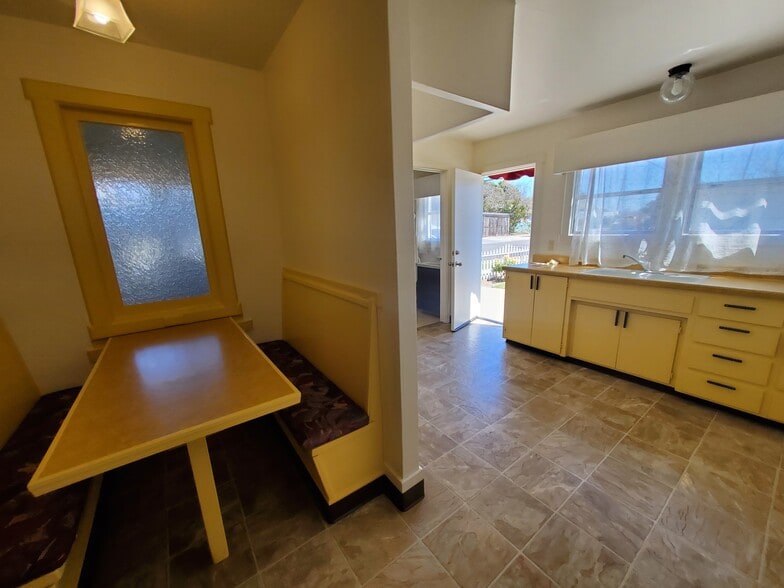 More Photos Of 526 Mill St, Santa Maria Office For Lease