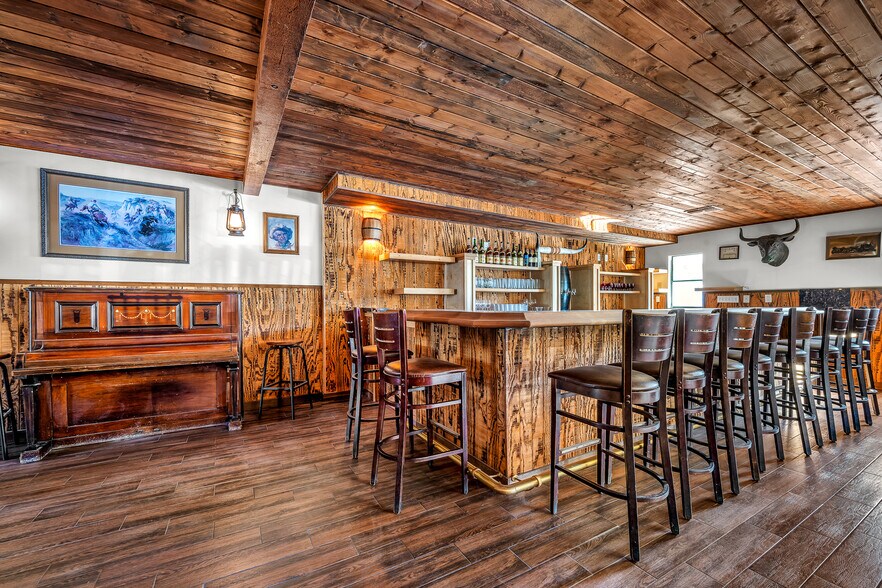 More Photos Of 658 Lebec Rd, Lebec Restaurant For Sale