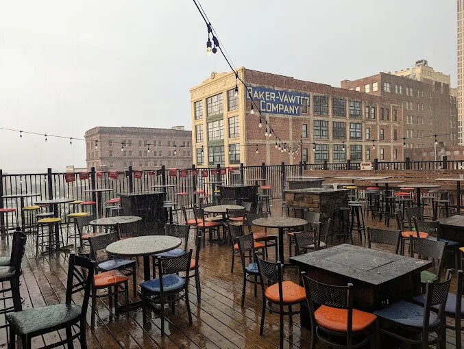 More Photos Of 928 W Wyandotte St, Kansas City Restaurant For Sale