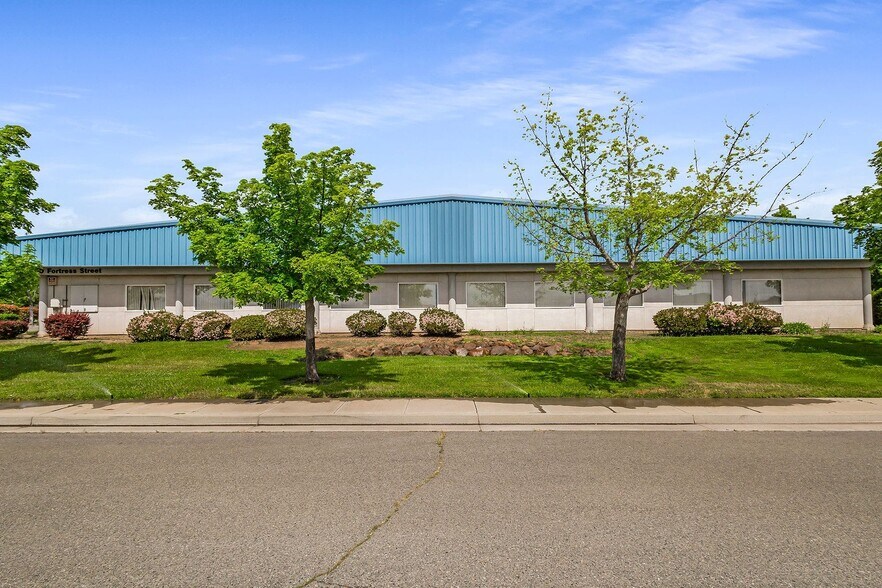 More Photos Of 900 Fortress St, Chico Office For Sale