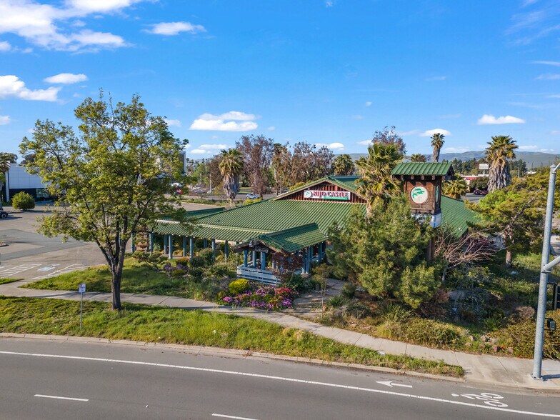 More Photos Of 39888 Balentine Dr, Newark Restaurant For Sale