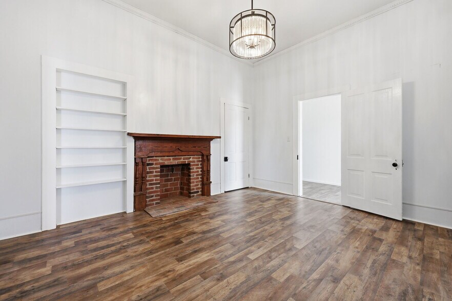 More Photos Of 206 Dowd St, Carthage Office For Sale
