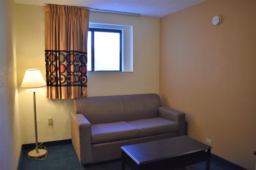 More Photos Of 175-181 S Tennessee Ave, Atlantic City Hotel For Sale